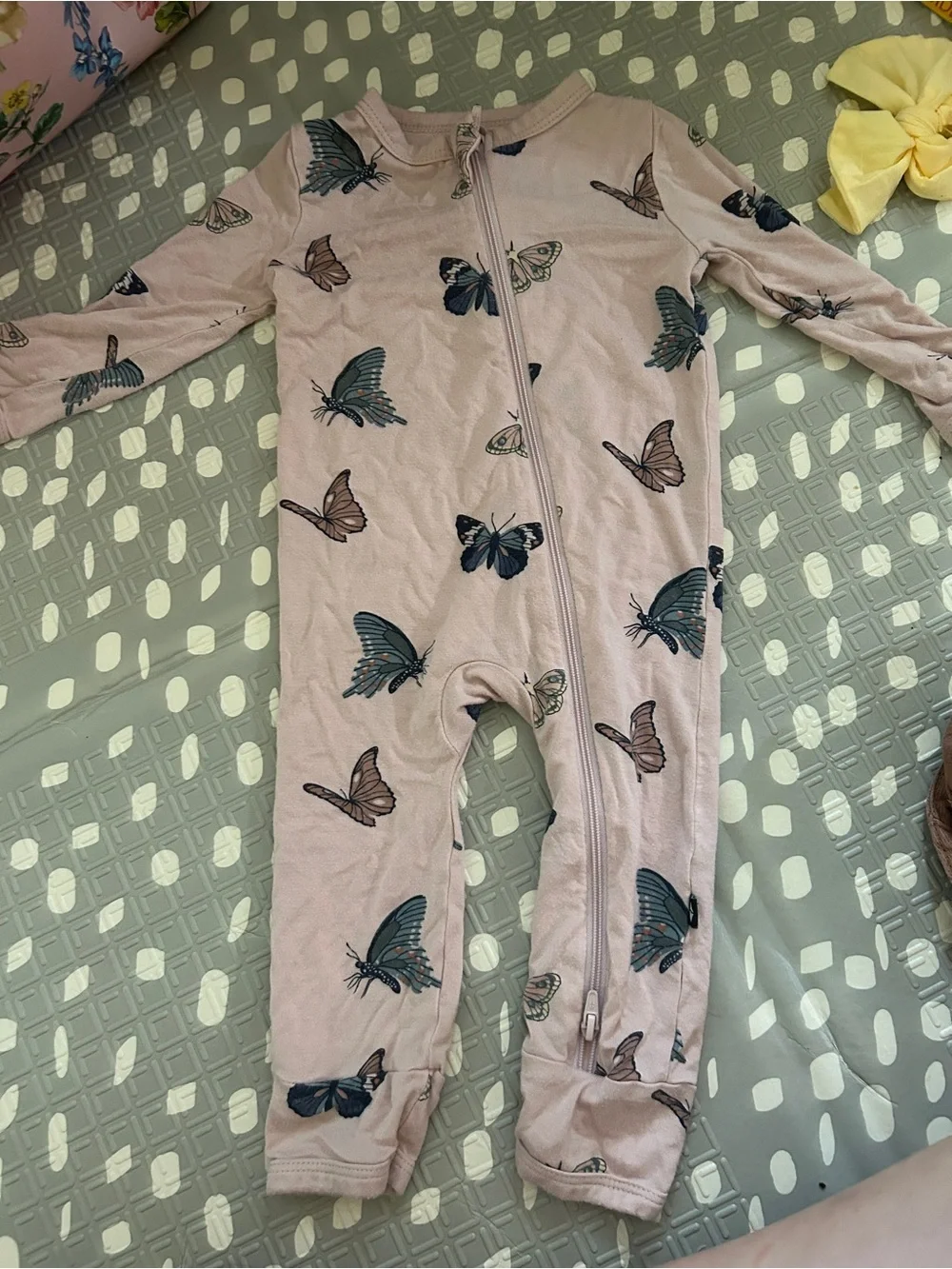 Kyte BABY Blush Butterfly Zipper Footed One-Piece